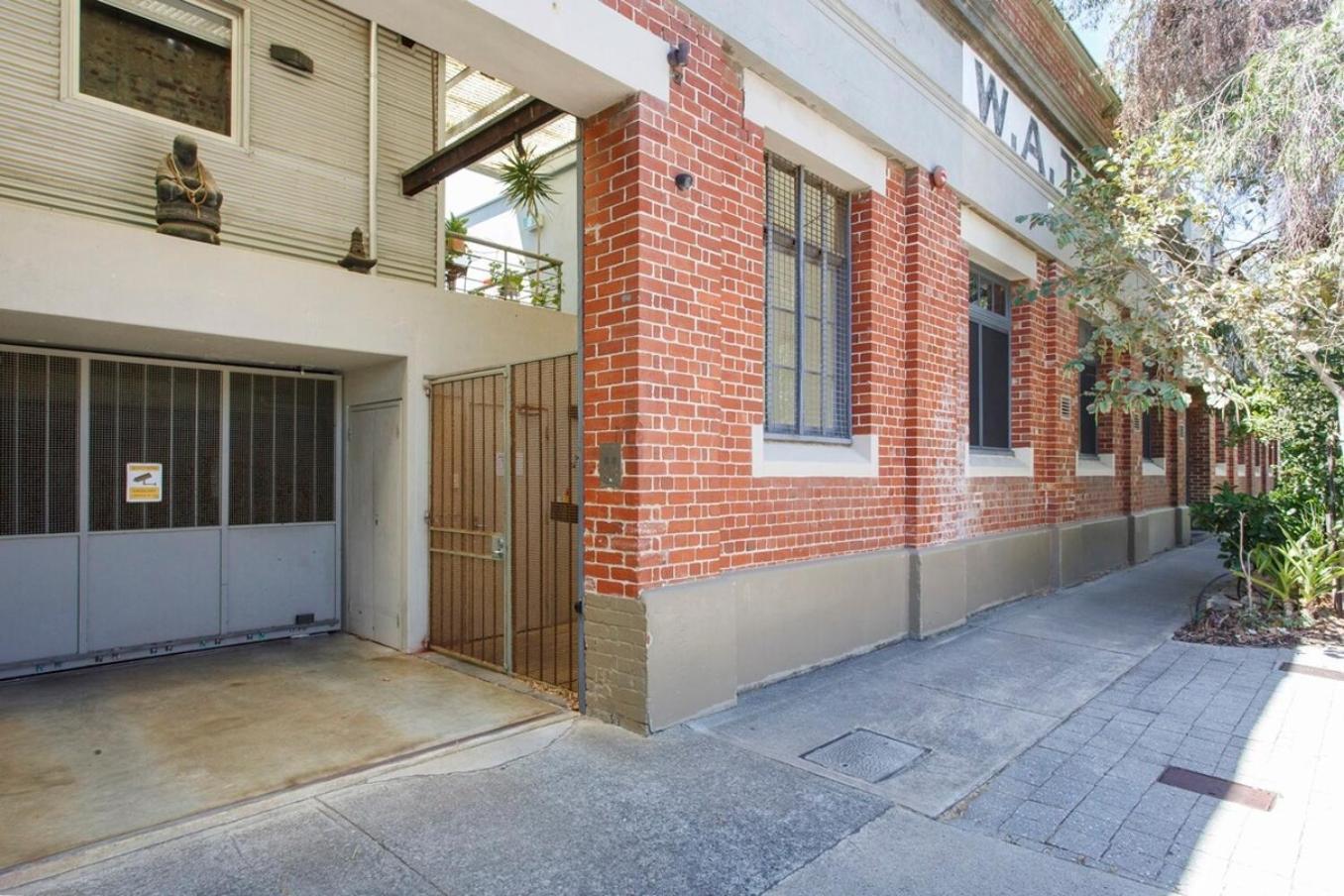 The Tannery Loft Walk To & Cafes *