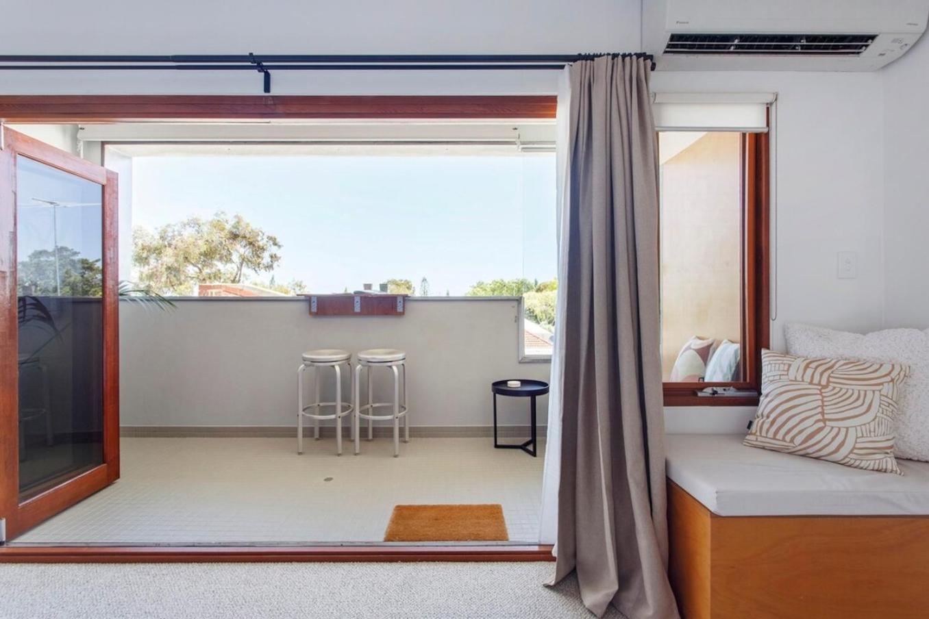 Apartment The Tannery Loft Walk To & Cafes